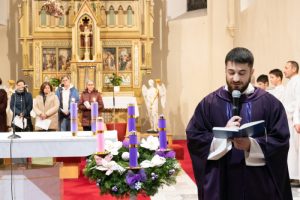 1. adventná nedeľa s požehnaním adventných vencov